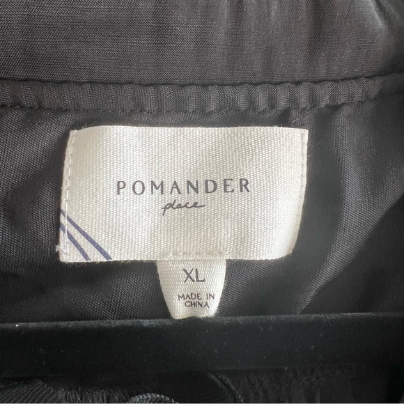 Tuckernuck Pomander Place Black Phillipa Blouse NWT - Picture 6 of 8